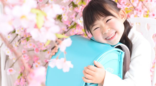 📸🌸入学写真撮り逃したママ必見！フォトスタジオで叶える春の思い出🌸📷