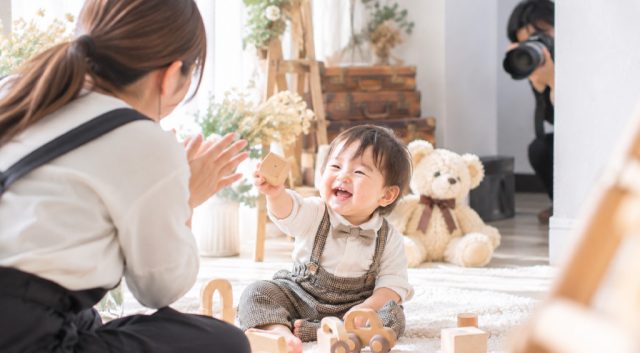 😢人見知りの時期の撮影、スタジオではこうしています